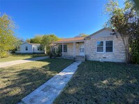 4805 Cedar Hill Rd in Fort Worth, TX - Building Photo - Building Photo