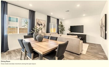 4446 Buckingham Ave in Clovis, CA - Foto de edificio - Building Photo