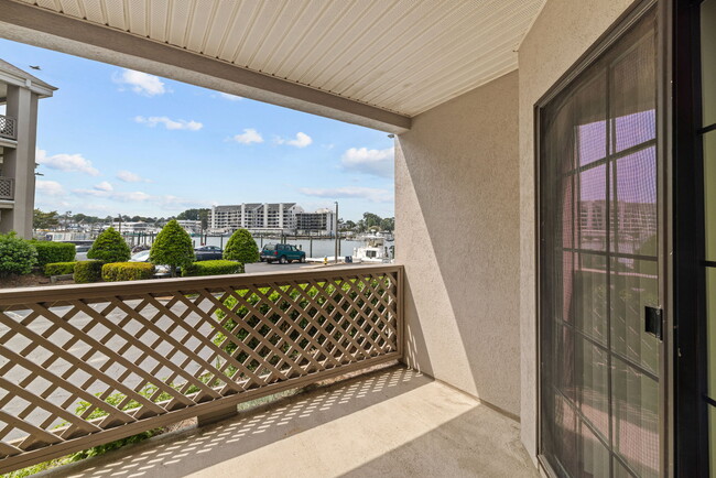 property at 401 Harbour Point