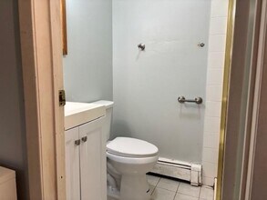 41 Spencer Ln in Stony Brook, NY - Building Photo - Building Photo