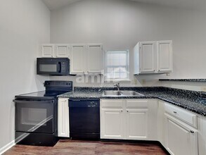 1354 Millridge Dr in Greenwood, IN - Building Photo - Building Photo