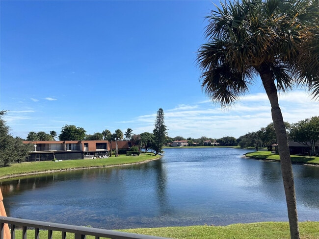 property at 1534 W Harmony Lake Cir