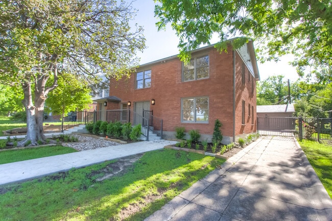 property at 2107 Rockridge Terrace
