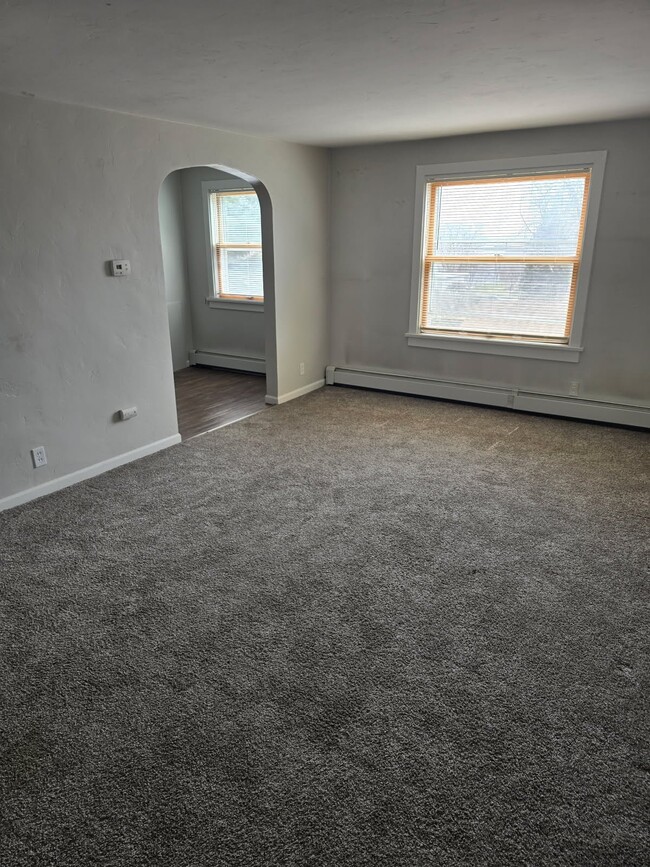 515 N 5th St, Unit C in Manitowoc, WI - Building Photo - Building Photo