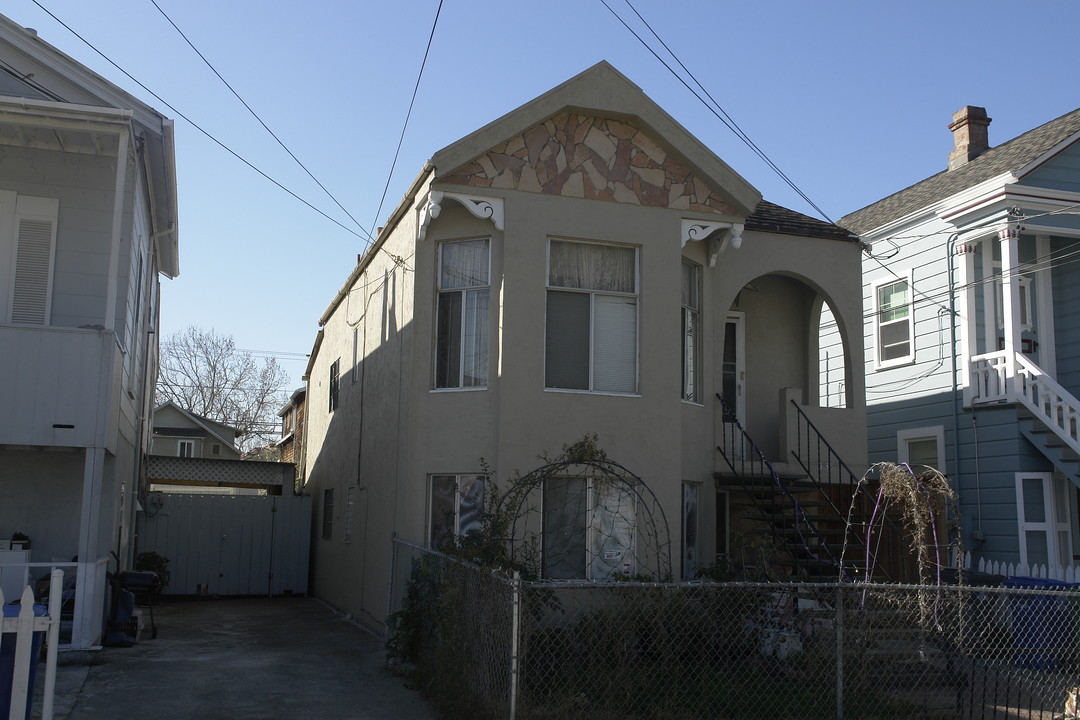 538A-538B Palace Ct in Alameda, CA - Building Photo