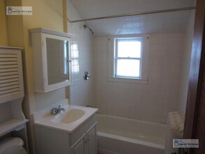61 Mount Vernon St, Unit 3 in Arlington, MA - Building Photo - Building Photo
