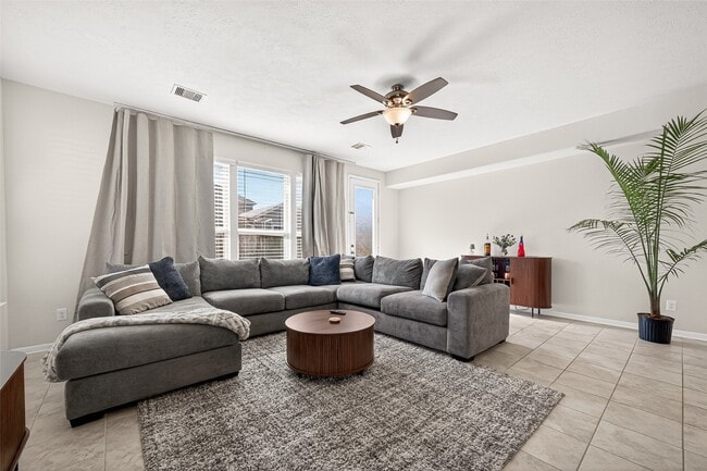 28423 Aubrey Orchard Ln