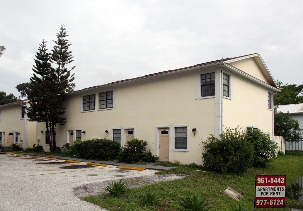 12766 Palmer Cir in Tampa, FL - Building Photo