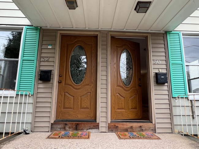 50 Fairview St
