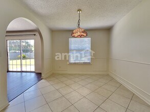 7212 Glendyne Dr S in Jacksonville, FL - Building Photo - Building Photo