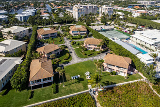 Bermuda High Condominium in Delray Beach, FL - Building Photo - Building Photo