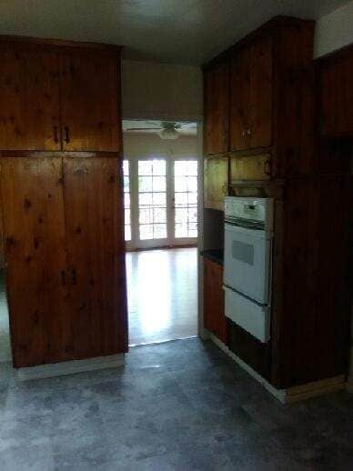 22701 Macfarlane Dr in Woodland Hills, CA - Building Photo - Building Photo