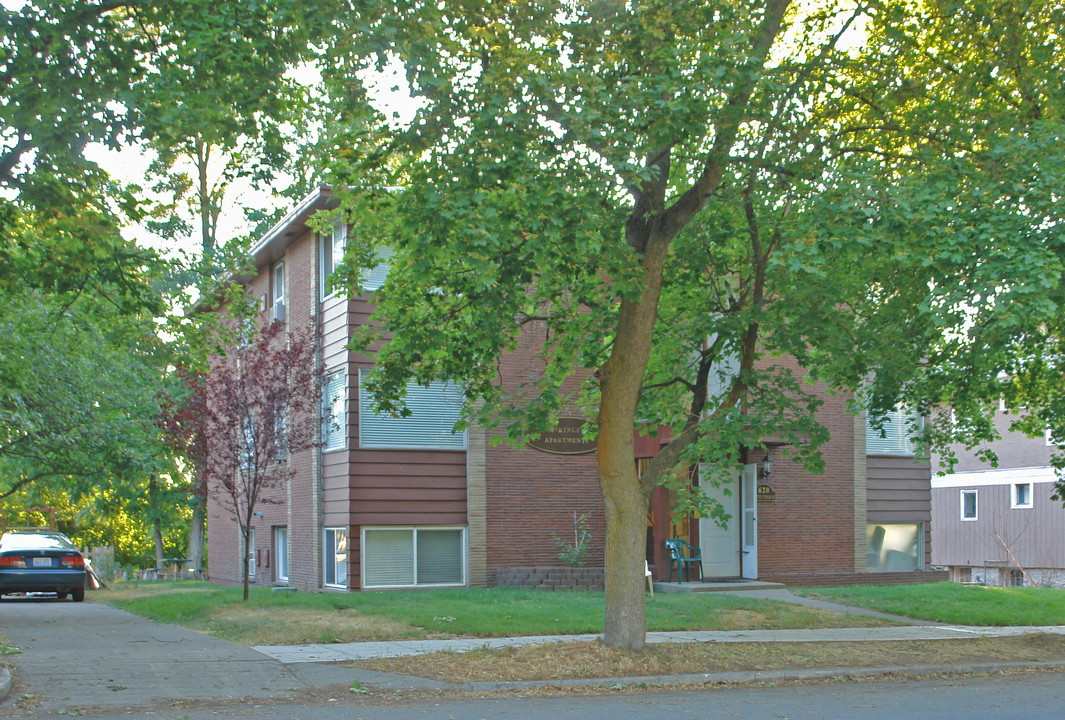 620 S Cedar St in Spokane, WA - Foto de edificio