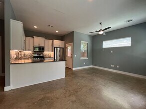1005 Valdez St in Austin, TX - Building Photo - Building Photo