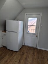 25 Meinzinger Ave in Kitchener, ON - Building Photo - Building Photo