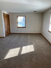 207 Washington St, Unit B in Findlay, OH - Building Photo - Building Photo