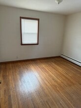 1001/15 East 66th St. in Richfield, MN - Building Photo - Interior Photo