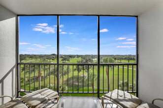 6845 Willow Wood Dr in Boca Raton, FL - Foto de edificio - Building Photo