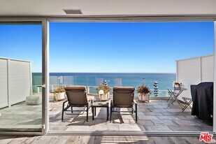 27400 Pacific Coast Hwy, Unit 108 in Malibu, CA - Building Photo