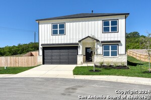 320 Connor Crk in San Antonio, TX - Building Photo