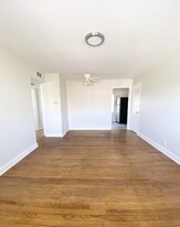 1445 Nightingale Rd, Unit 4 in Louisville, KY - Building Photo