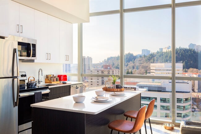 The Collective on 4th in Portland, OR - Building Photo - Building Photo