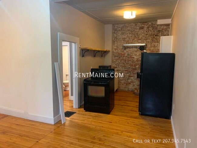 property at 3 Cushing St