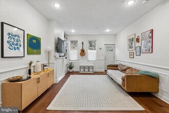 1555 E Palmer St in Philadelphia, PA - Building Photo - Building Photo