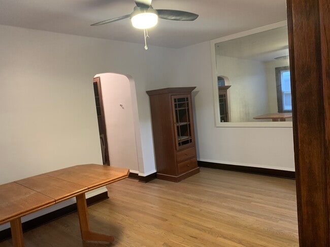 3806 W Cornelia Ave, Unit #1 in Chicago, IL - Building Photo - Building Photo