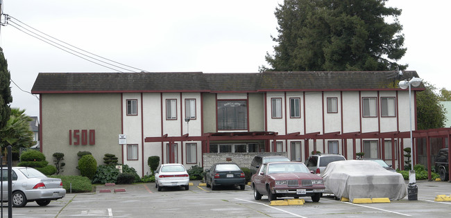 Marion Apartments in San Leandro, CA - Building Photo - Building Photo