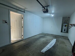 2637 Symphony Park Dr in Bryan, TX - Building Photo - Building Photo