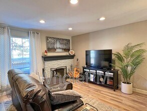 2913 W Long Cir in Littleton, CO - Building Photo - Building Photo