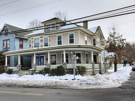 255 Stockton St in Hightstown, NJ - Building Photo