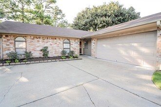 4302 W Grant St in Deer Park, TX - Building Photo - Building Photo