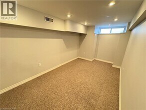 126 Park St N in Hamilton, ON - Building Photo - Building Photo