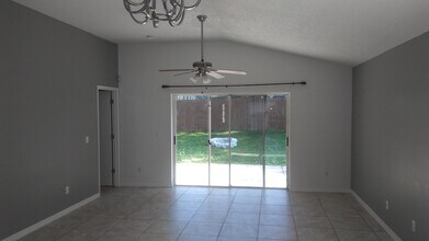 2599 Chatham Cir in Kissimmee, FL - Building Photo - Building Photo