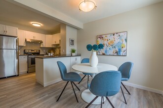 Creston Place Townhomes in Edmonton, AB - Building Photo - Building Photo