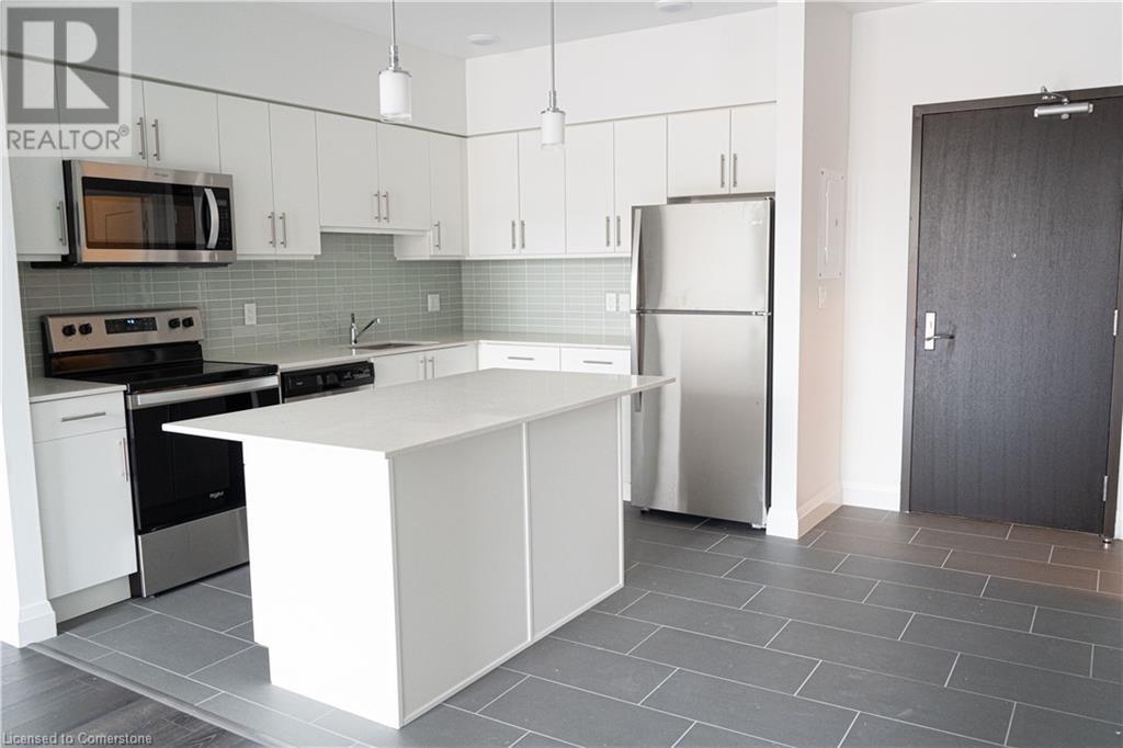 399 Queen St S in Kitchener, ON - Building Photo