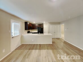 2603 Khaju Grv, Unit 2015 in Crandall, TX - Building Photo - Building Photo