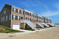 Springwell Village in St. Charles, MO - Foto de edificio - Building Photo