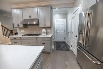 40207 Premier Dr in Plymouth, MI - Building Photo - Building Photo