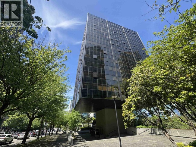 property at 1333 W Georgia St