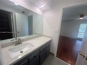 454 N Laurel Dr in Margate, FL - Building Photo - Building Photo