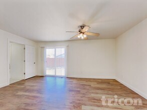 17688 Feather River Ct in Reno, NV - Building Photo - Building Photo