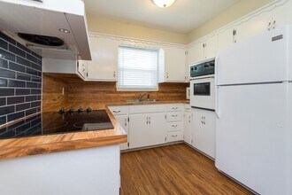 1414 W Boyd St in Norman, OK - Foto de edificio - Building Photo