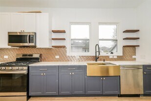 231 Grace St in Houston, TX - Building Photo