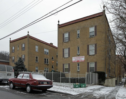 319 Howell Ave Apartments