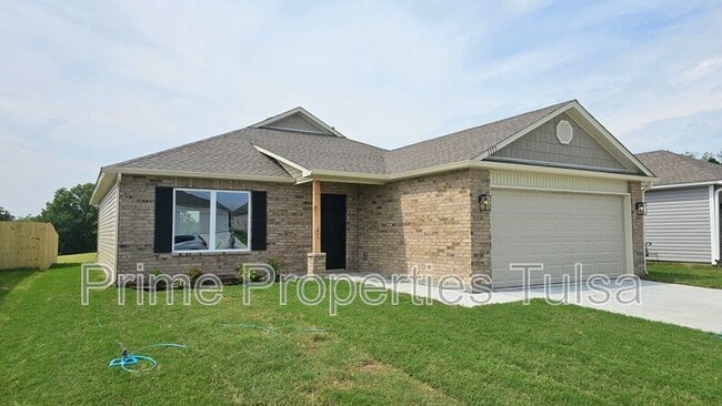 property at 1113 W Fargo Ln