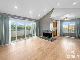 3697 Avocado Village Ct in La Mesa, CA - Building Photo