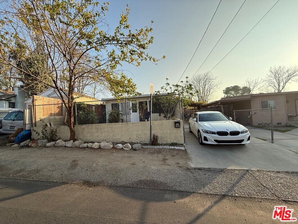 7820 Forsythe St in Los Angeles, CA - Building Photo